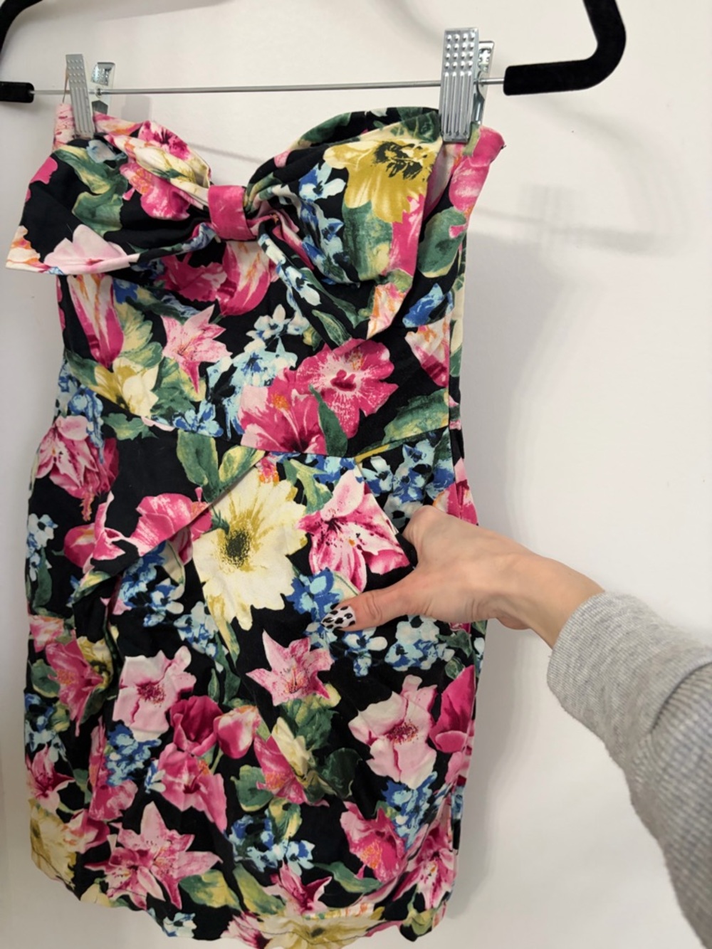Vintage Strapless Floral Bodycon Dress‎ - Black, Pink, Yellow, Blue - Picture 6 of 8